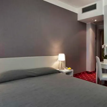 Hotel Gamma 3*