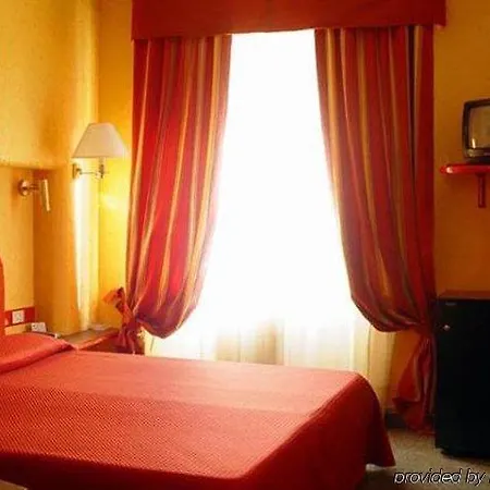 Hotel Gamma