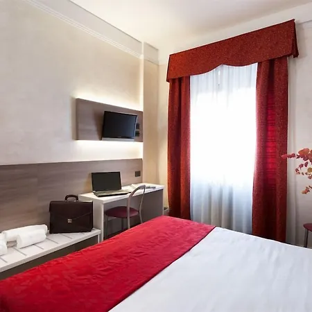 Gamma Hotel 3*